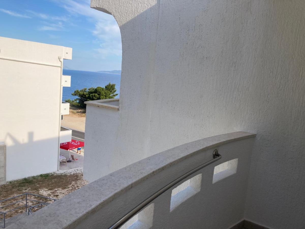 לוקבה Sunrise Apartments And Studio Apartments 1 מראה חיצוני תמונה