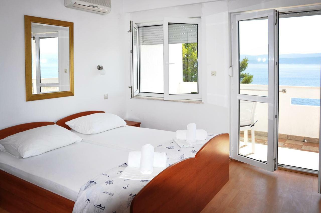לוקבה Sunrise Apartments And Studio Apartments 1 מראה חיצוני תמונה